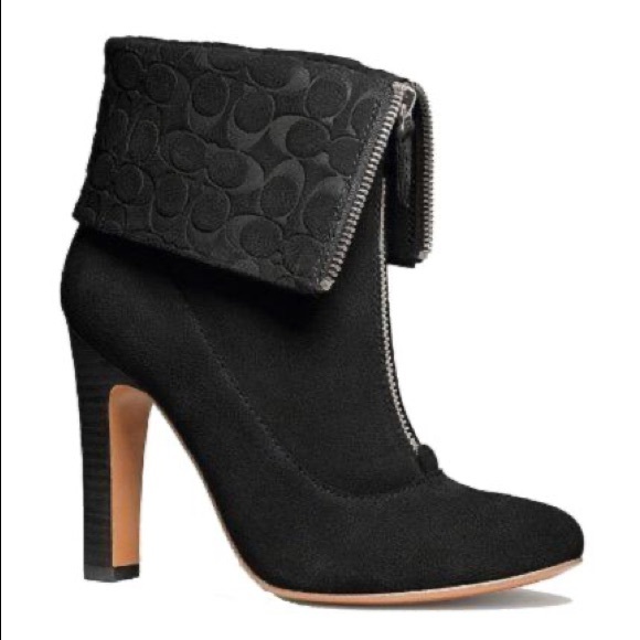 EUC Coach Hayley Black Suede Ankle Booties